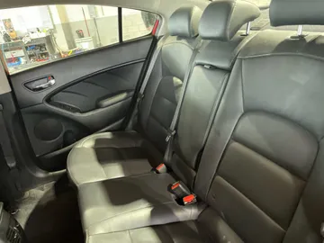 2018 Kia Forte - image 16