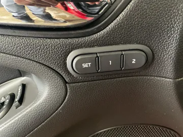 2018 Kia Forte - image 19