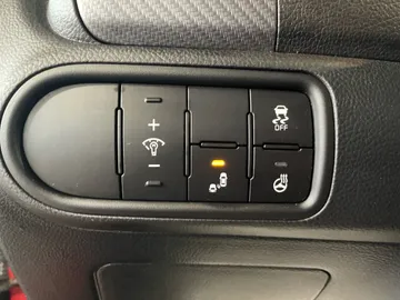 2018 Kia Forte - image 30