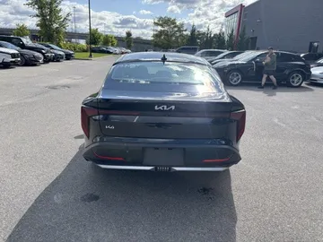 2025 Kia K4 - image 6