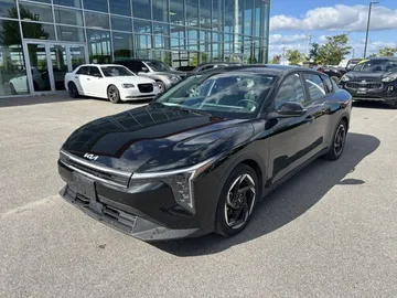 2025 Kia K4 - image 3