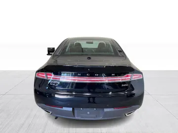 2016 Lincoln MKZ Hybrid - image 12