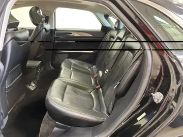2016 Lincoln MKZ Hybrid - image 15