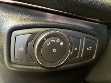 2016 Lincoln MKZ Hybrid - image 31