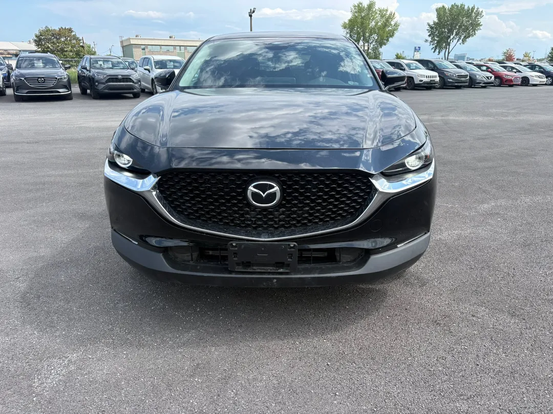 2025 Mazda CX-30 — photo 2