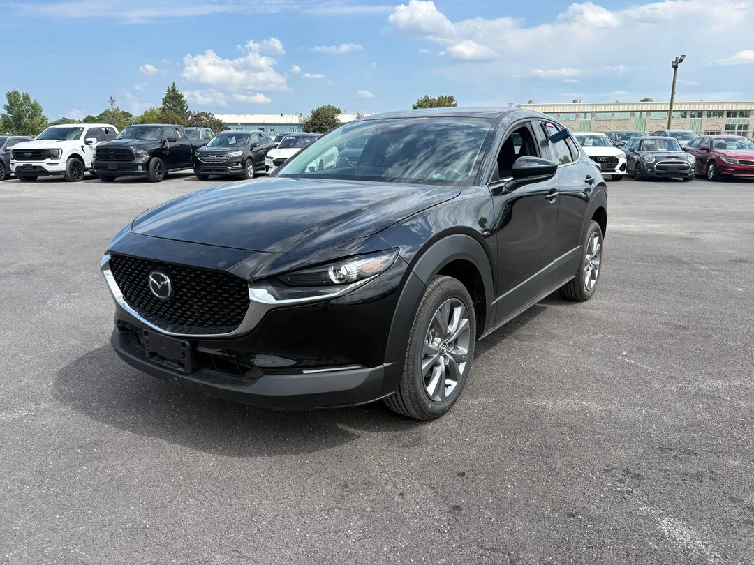 2025 Mazda CX-30 — photo 3