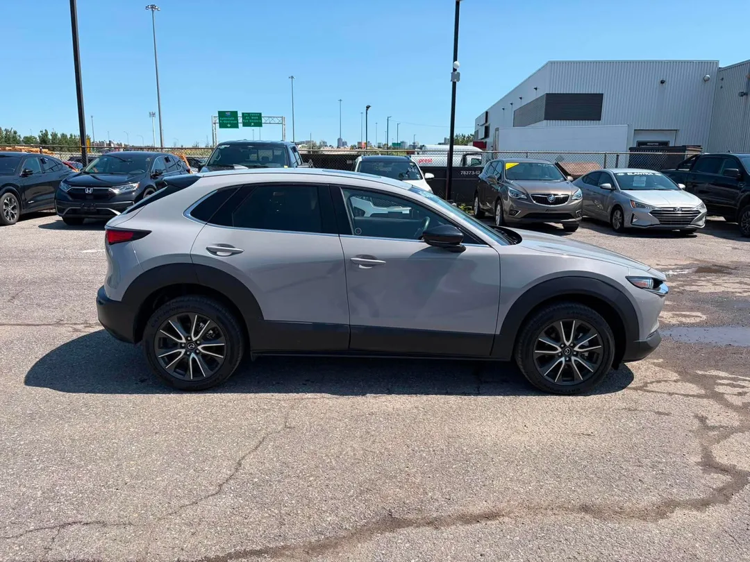 2025 Mazda CX-30 — photo 5
