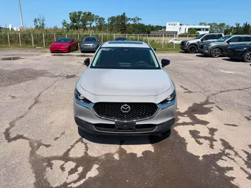 2025 Mazda CX-30 - image 2