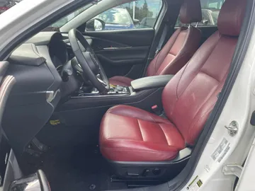 2025 Mazda CX-30 - image 8