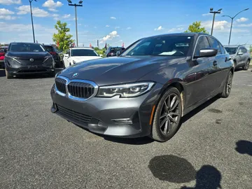 2020 BMW 3 Series - image 3