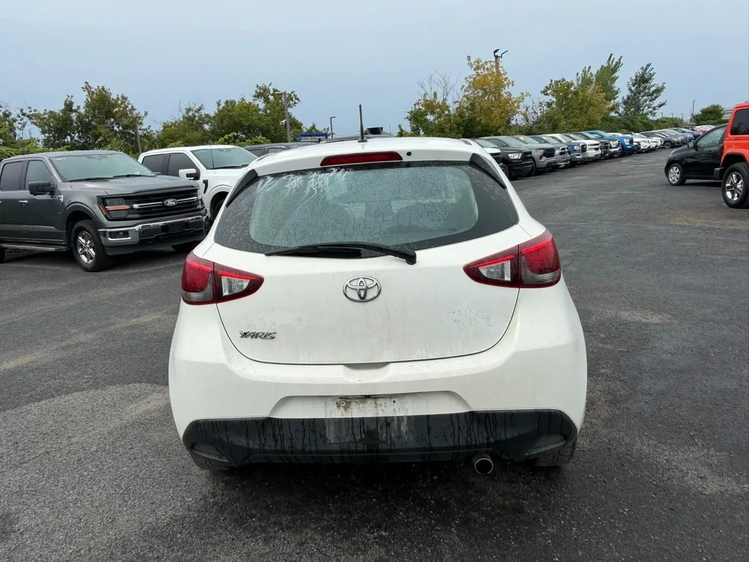 2020 Toyota Yaris Hatchback, photo 5