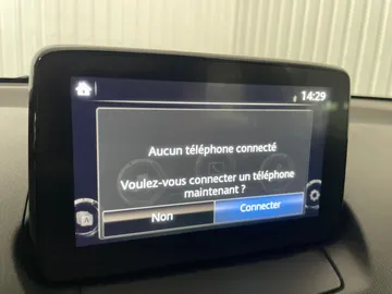 2020 Toyota Yaris - image 22