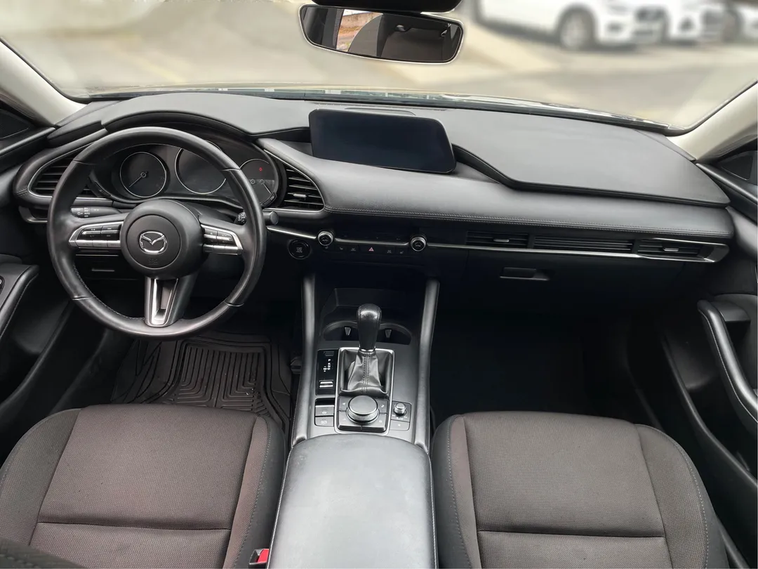 2023 Mazda 3 — photo 4