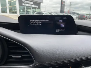 2023 Mazda 3 - image 7