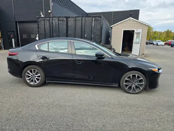 2021 Mazda Mazda3 - image 6