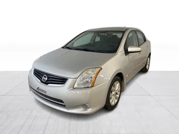 2012 Nissan Sentra - image 3