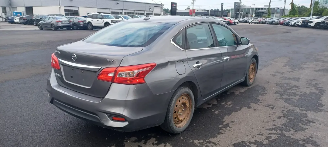 2018 Nissan Sentra — photo 6