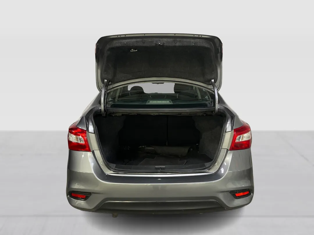 2018 Nissan Sentra SV, photo 10