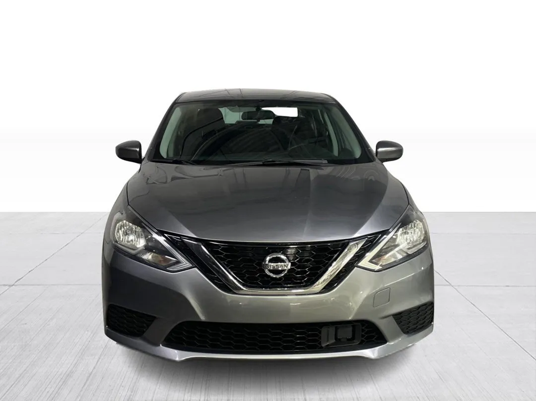 2018 Nissan Sentra — photo 5