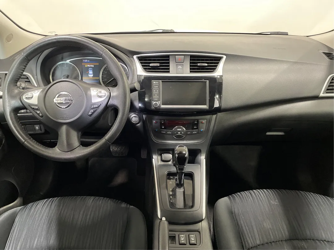 2019 Nissan Sentra — photo 4