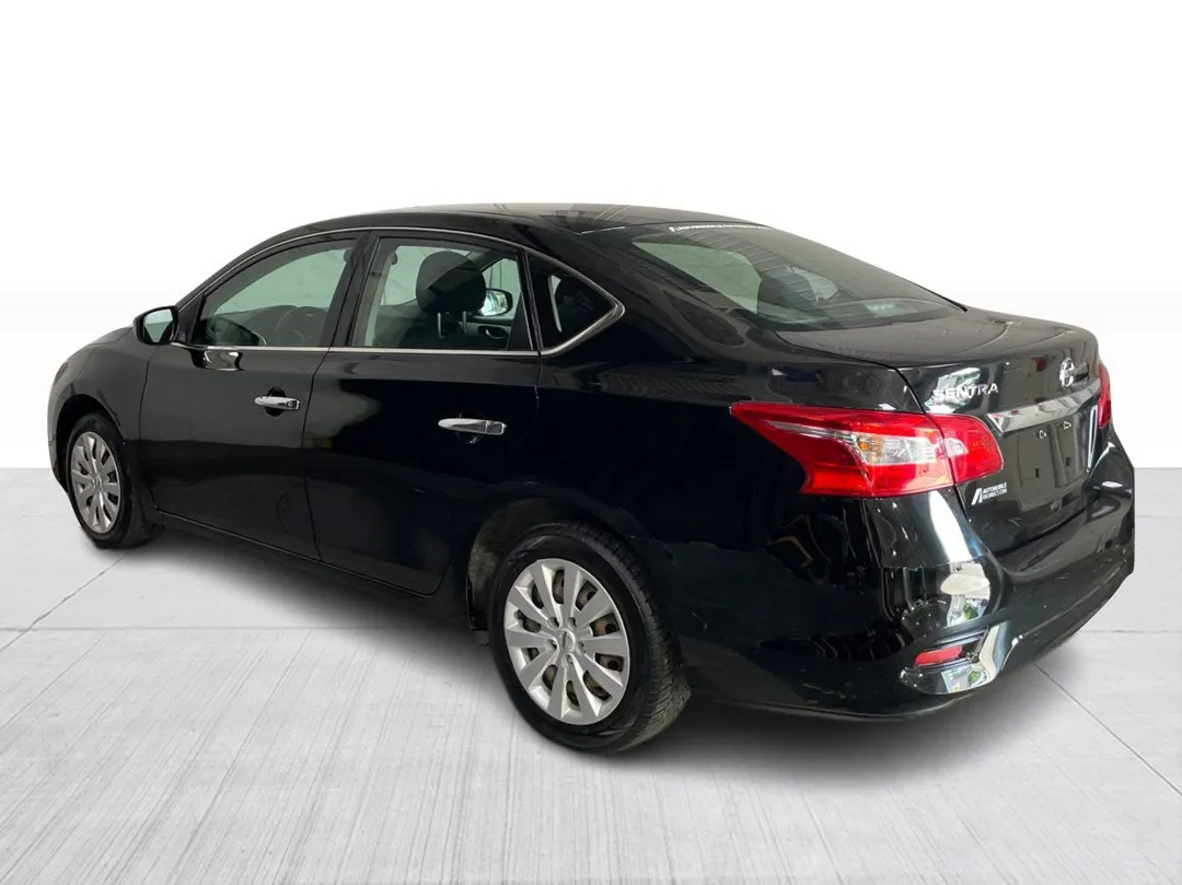 2019 Nissan Sentra — photo 5