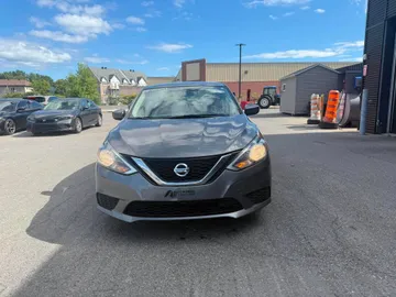 2017 Nissan Sentra - image 2