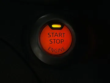 2017 Nissan Sentra - image 25