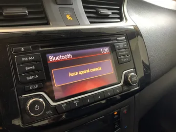 2018 Nissan Sentra - image 22