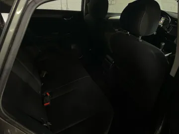 2019 Nissan Sentra - image 14