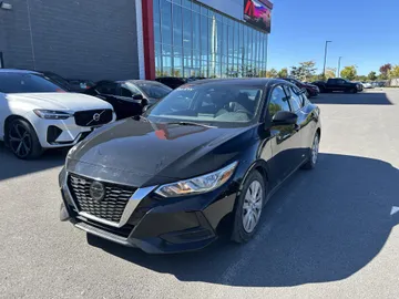 2020 Nissan Sentra - image 3