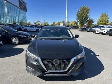 2020 Nissan Sentra - image 2