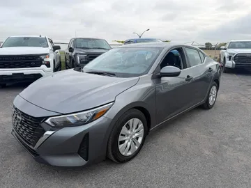 2024 Nissan Sentra - image 3