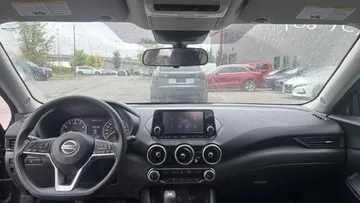 2023 Nissan Sentra - image 9