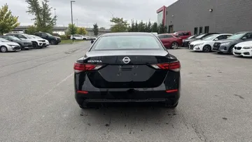 2023 Nissan Sentra - image 4