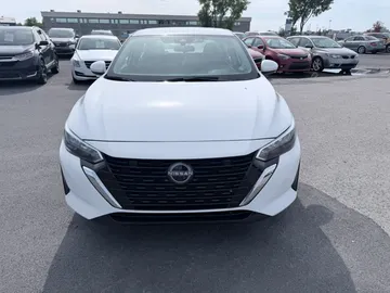 2024 Nissan Sentra - image 2