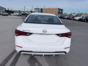 2024 Nissan Sentra - image 6