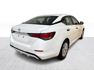 2024 Nissan Sentra - image 8