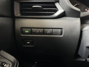 2024 Nissan Sentra - image 24