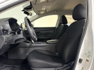 2024 Nissan Sentra - image 10