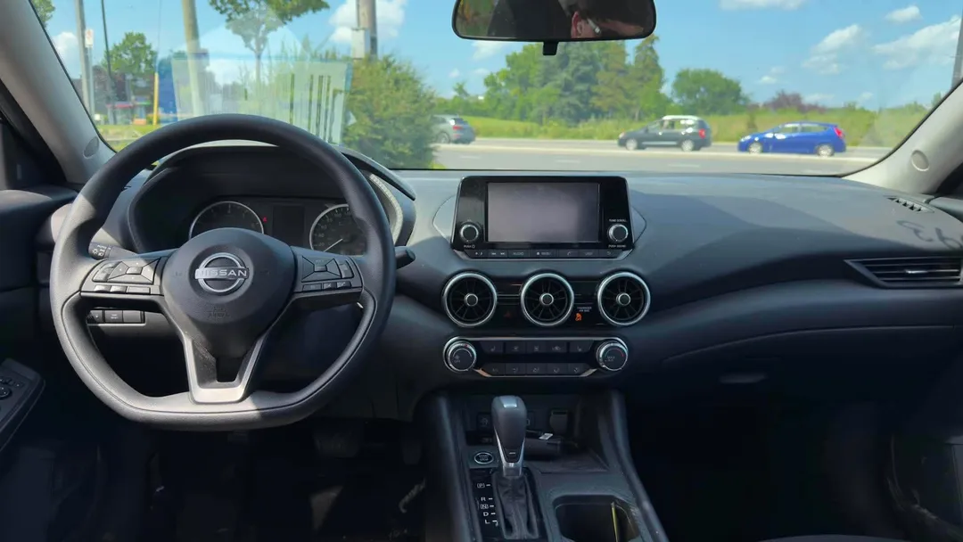 2025 Nissan Sentra — photo 8