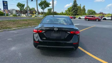 2025 Nissan Sentra - image 6