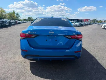 2024 Nissan Sentra - image 6