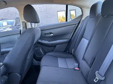 2021 Nissan Sentra - image 7