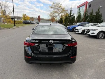2023 Nissan Sentra - image 6