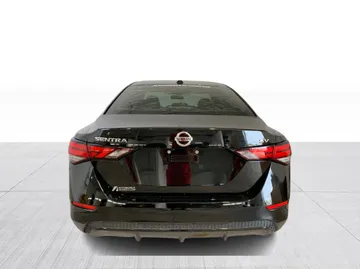 2021 Nissan Sentra - image 13