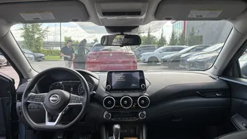2024 Nissan Sentra - image 8