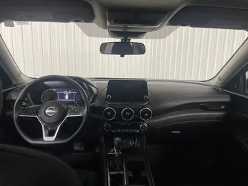 2024 Nissan Sentra - image 4