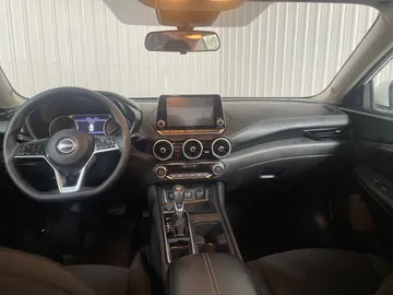 2024 Nissan Sentra - image 4