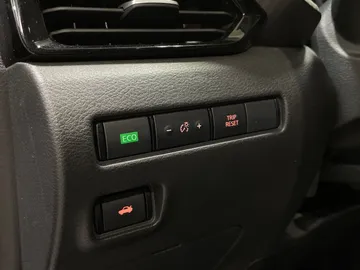 2024 Nissan Sentra - image 27