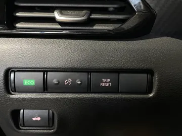 2024 Nissan Sentra - image 23